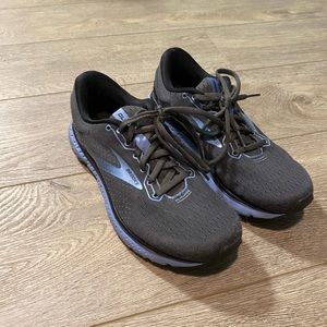 Brooks Runners